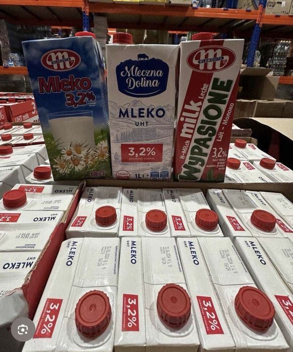 Молоко , молочні продукти.