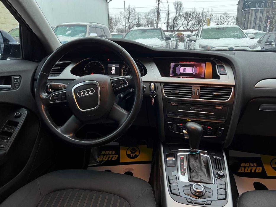 Audi A4       2011