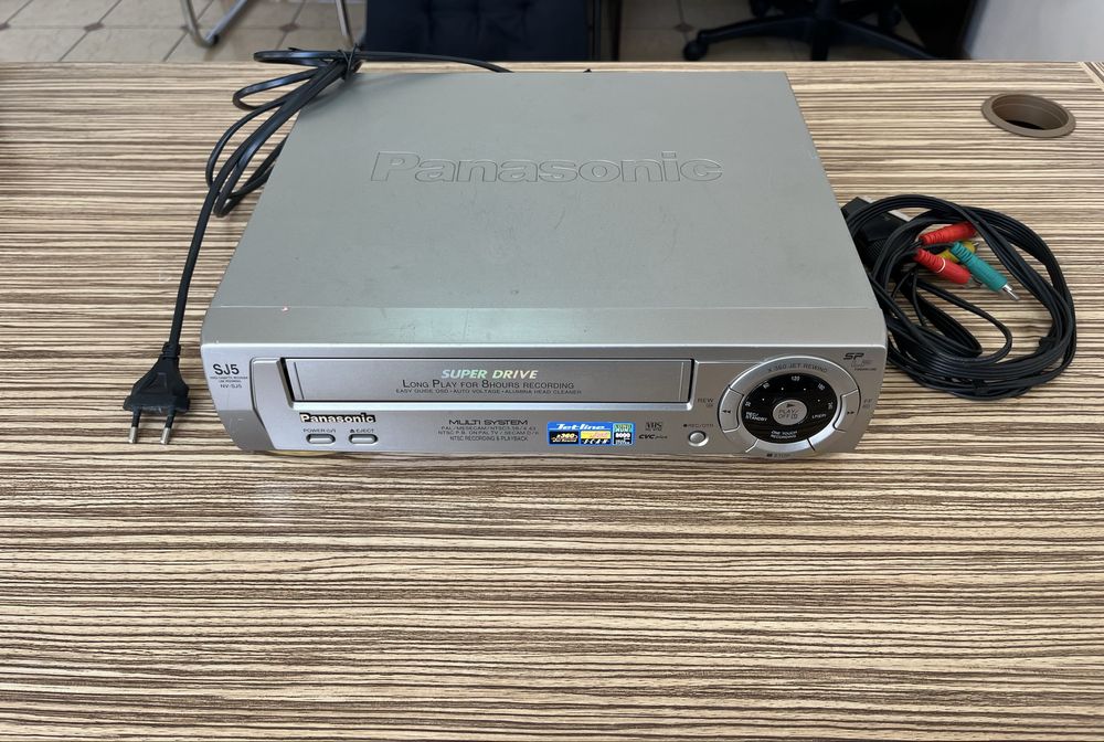 Відеомагнітофон Panasonic NV-SJ5EU (Multi System) Оригінал Японія