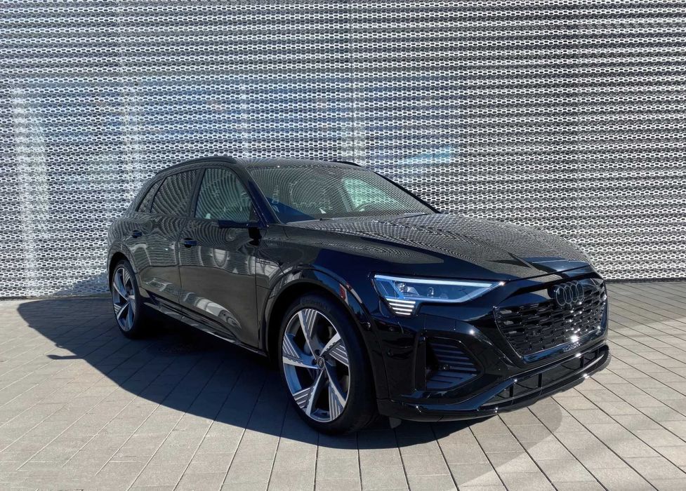 2024 Audi Q8 e-tron 55 Quattro S Line