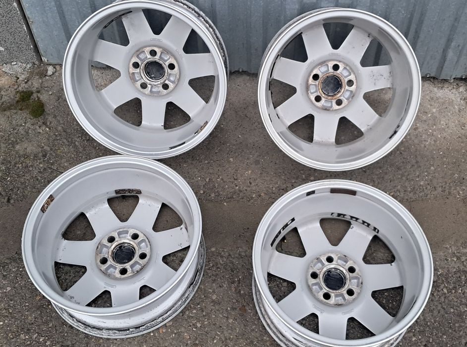 Felgi Aluminiowe Komplet 16 Cali Volvo C40 S40 V50  6.5" x 16" ET 52,5