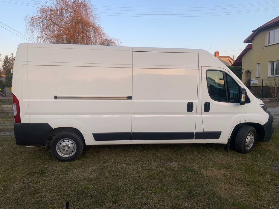 Wypożyczalnia busów dostawczych – Grójec