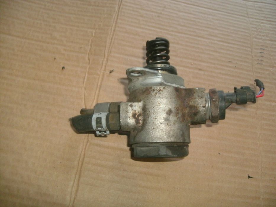 pompa paliwa vw passat audi tsi 03c127026c oryginal