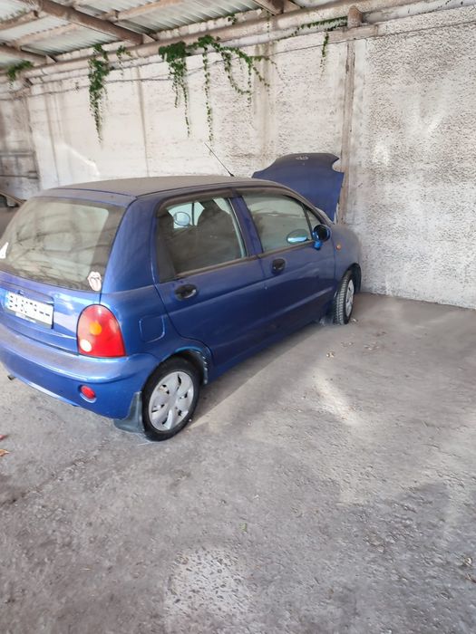 Продам економне авто Cherry QQ