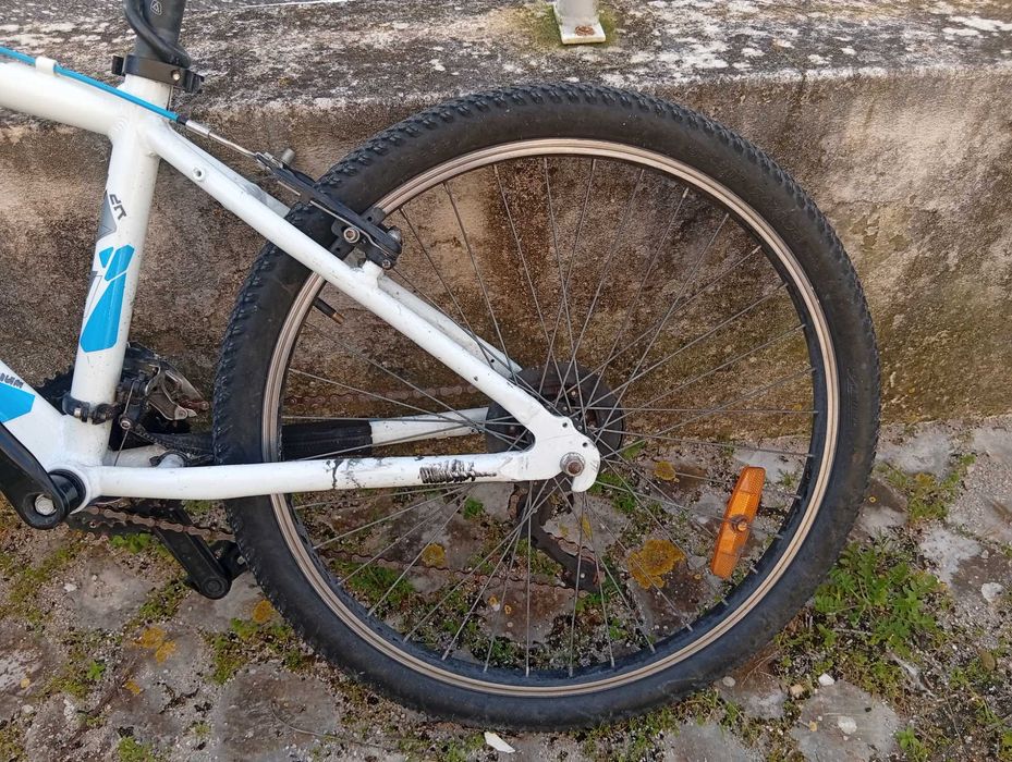 Bike RockRider Azul e branca