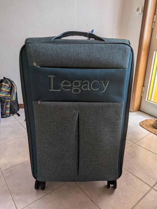 Mala grande da marca LEGACY