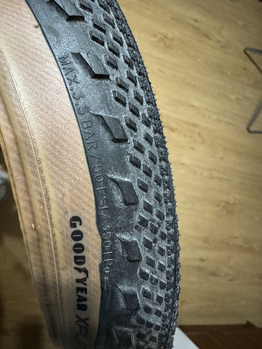 Opona Goodyear XPLR Inter Tubeless Czarno Brazowa, 622/32