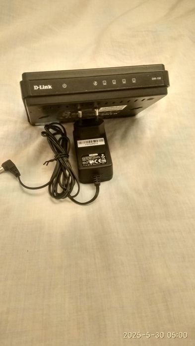 Маршрутизатор d-link DIR 100