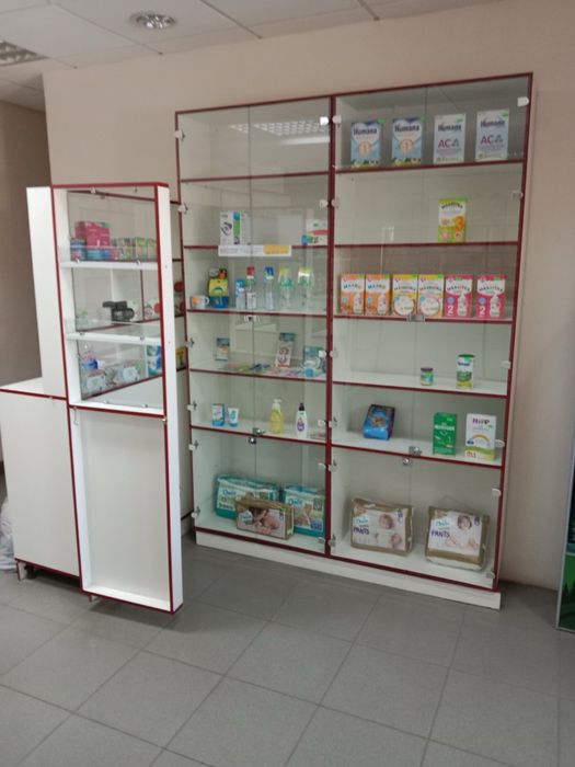 Продам аптечні меблі