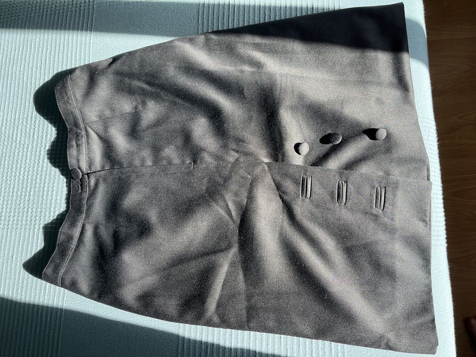 Peças traje feminino Universidade Minho