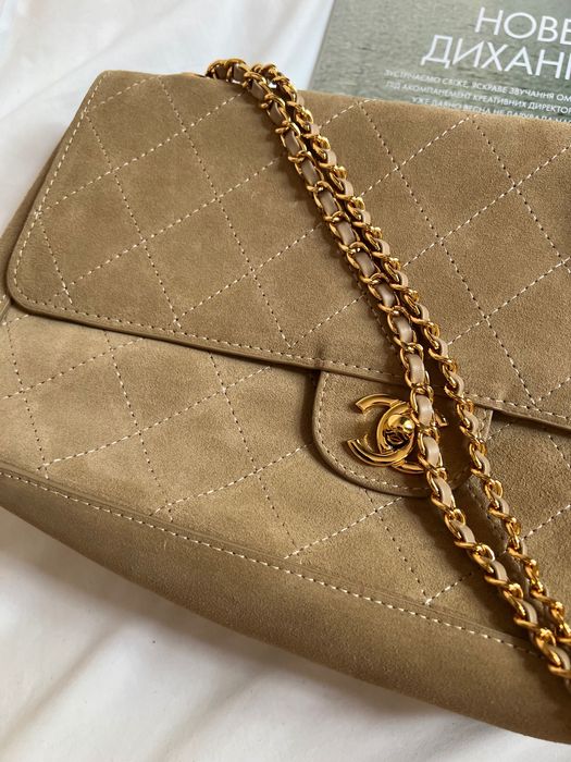 Сумка Chanel Maxi Medium (32 cm) замша