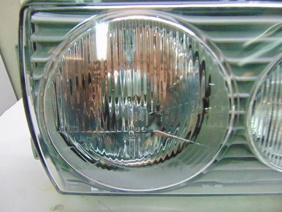 Mercedes W123 faróis