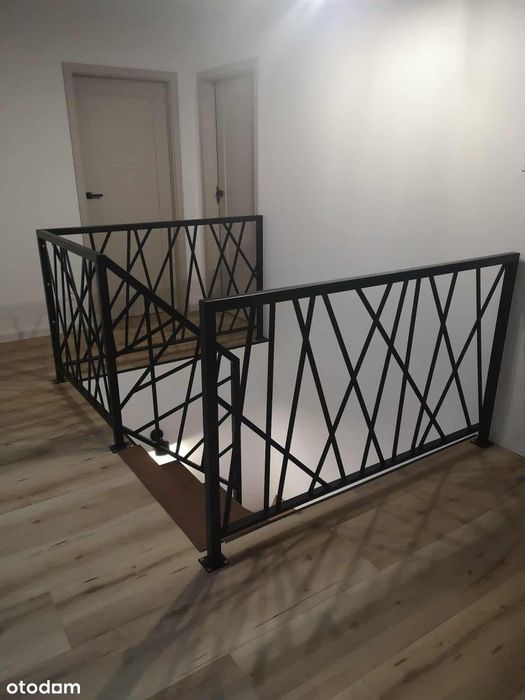 Nowoczesny dom z garażem w Białogonie 149 m2