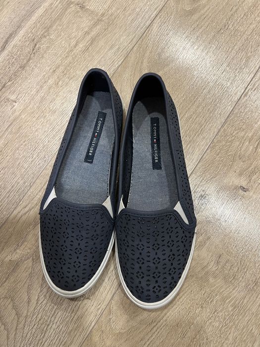 Сліпери, мокасіни, кеди Tommy Hilfiger