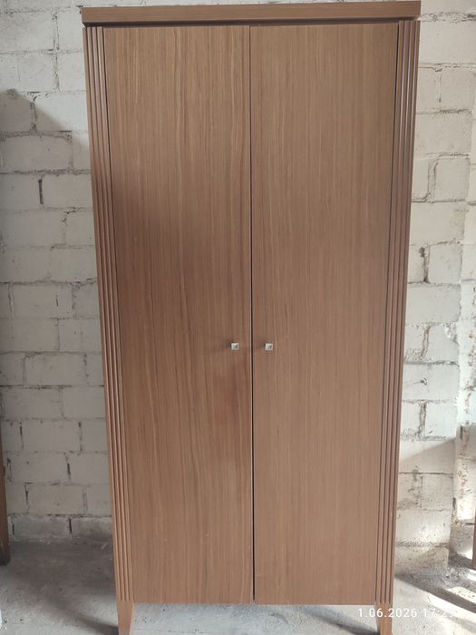 Szafa  dwudrzwiowa 90 cm