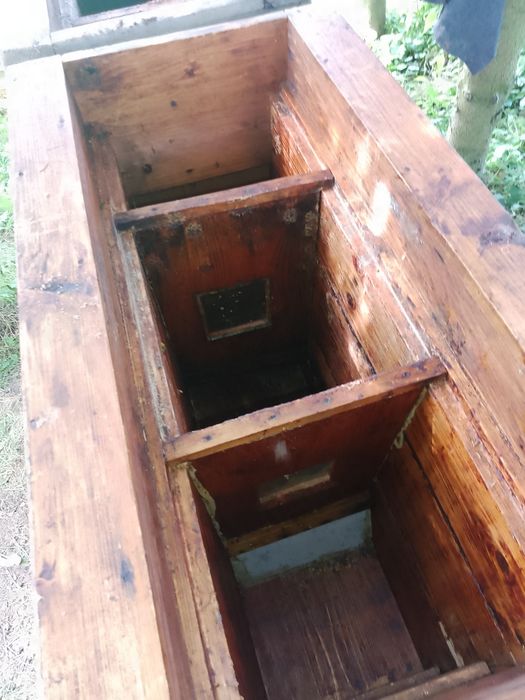 Sprzedam dwa ule warszawskie