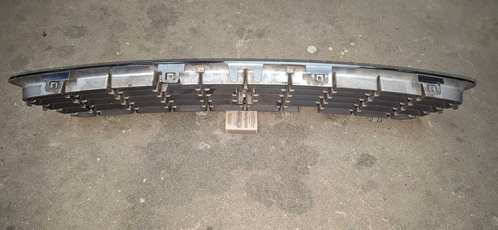 Grill Atrapa przód VOLVO S80  Bardzo ładny stan ORYGINAŁ