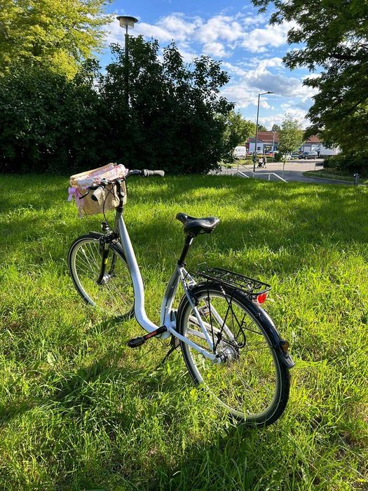 Rower CURTIS 28, kosz i zapięcie w gratisie : )