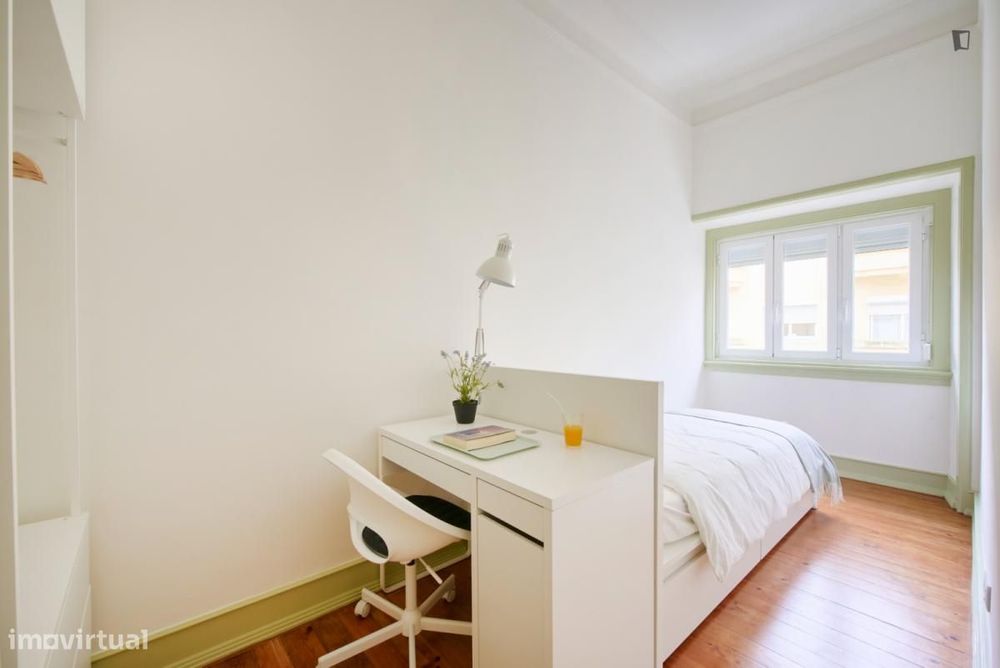 Quarto - localizado em Alcântara Lisbon