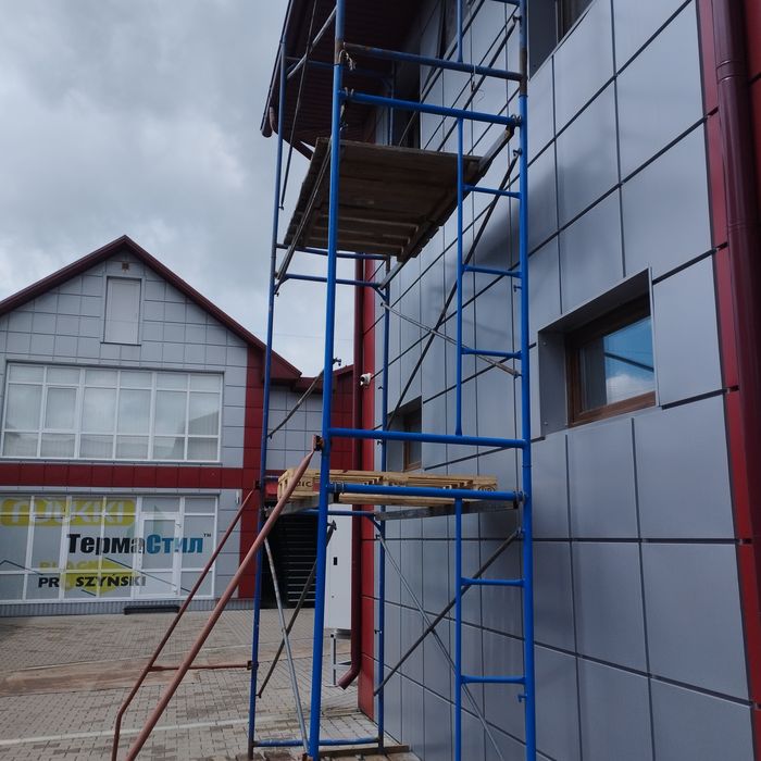 Ліса будівельні є доставка