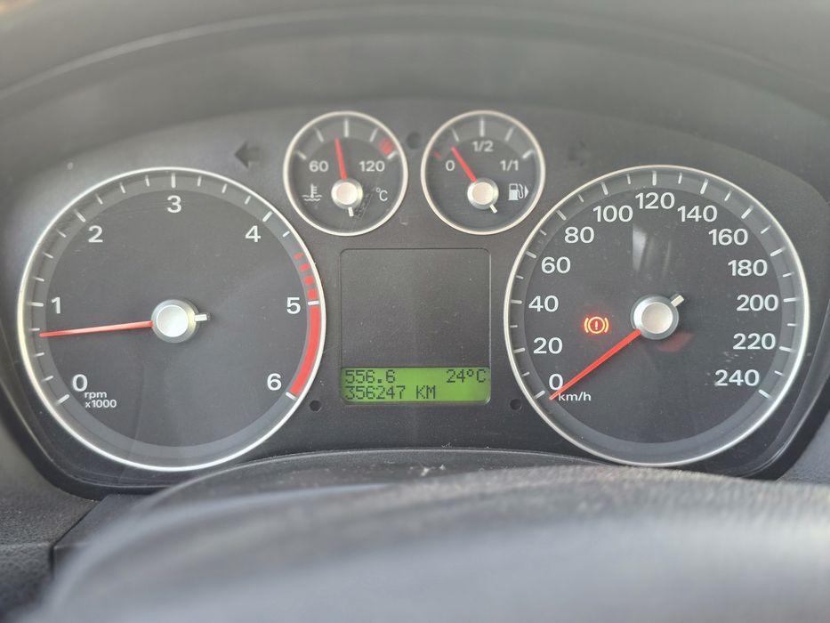 Ford focus 1.6 TDCI 2006 foto 5