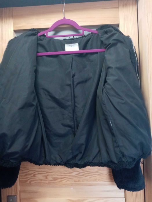 Kurtka futerkowa Bershka