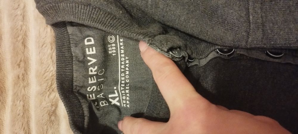 Sweterek męski Reserved