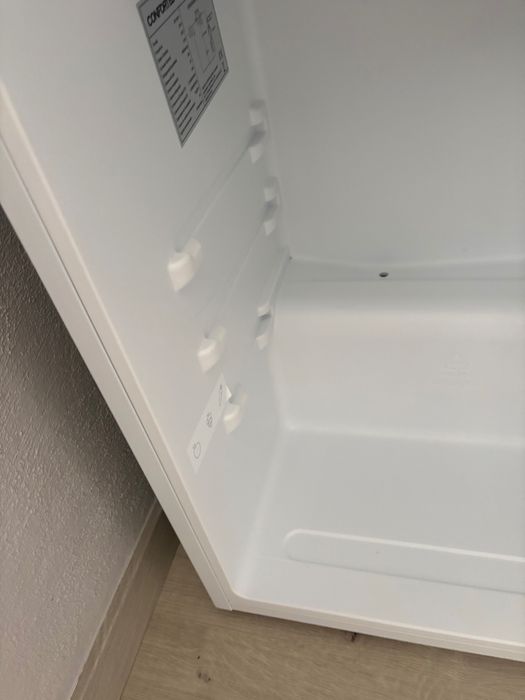 Frigorífico Confortec 80 litros, excelente estado como novo