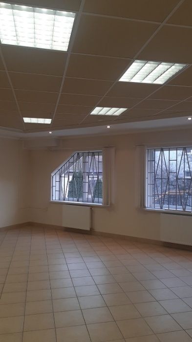 Здам в оренду приміщення офісного/комерційного призначення у Мукачеві