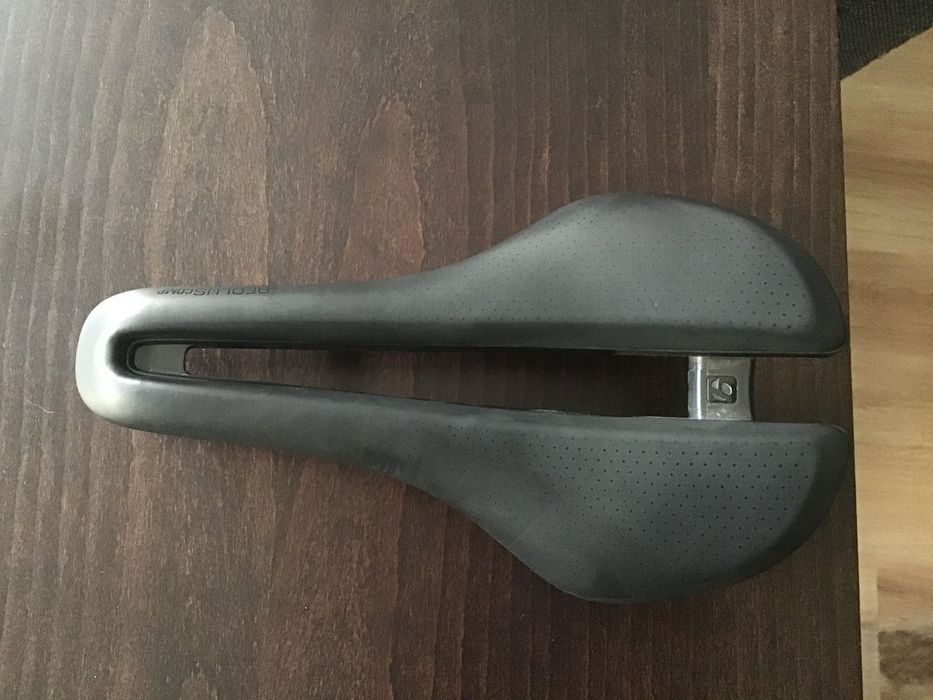 Selim de bicicleta bontrager aelos