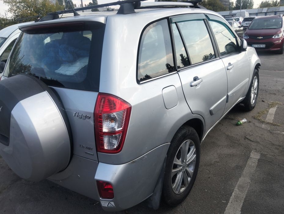 Продам Чери Тигр 2015 рик 1.8 автомат