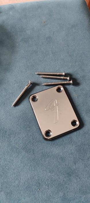 Chapa Fender braço Strat/Telecaster