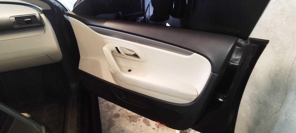 Фольксваген СС 2010 року