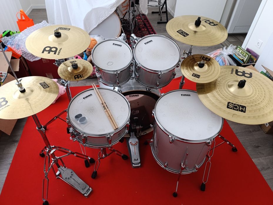 Pearl Export 22'' White Sparkle + 6 pratos + acessórios