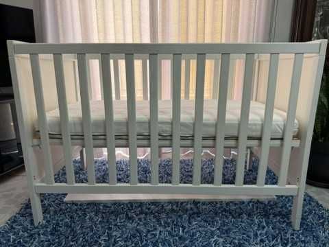 Сama de bebé Branca IKEA + Colchão + OFERTA Extras