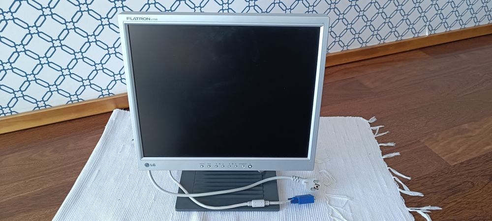 Monitor 17" - LG Flatron L1710S