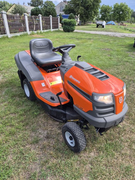 Kosiarka traktorek ciągniczek husqvarna cth126 z niemiec.