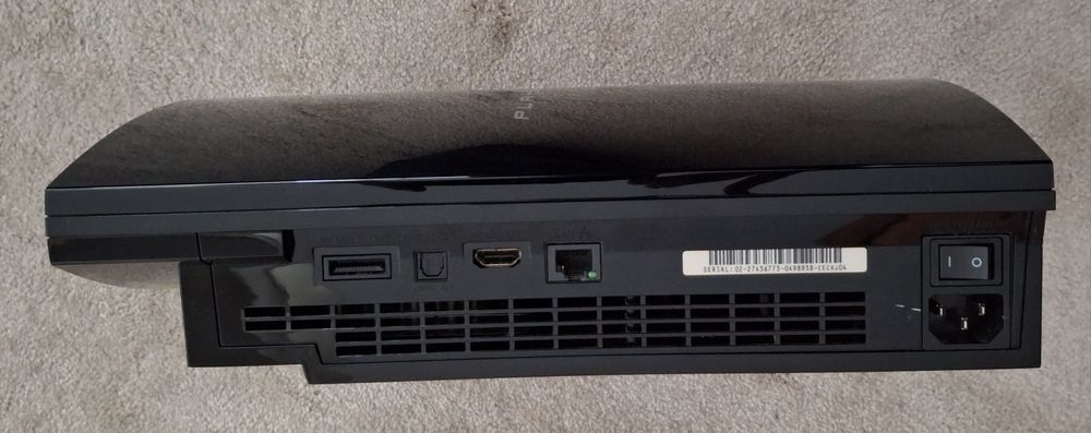 PS3 Fat 40GB (Selo de Garantia Sony) + Comando Original + Jogos