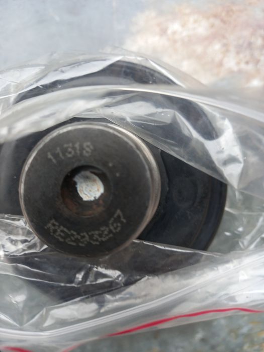 Шарові RE580643 трактор John Deere (Джон Дір).