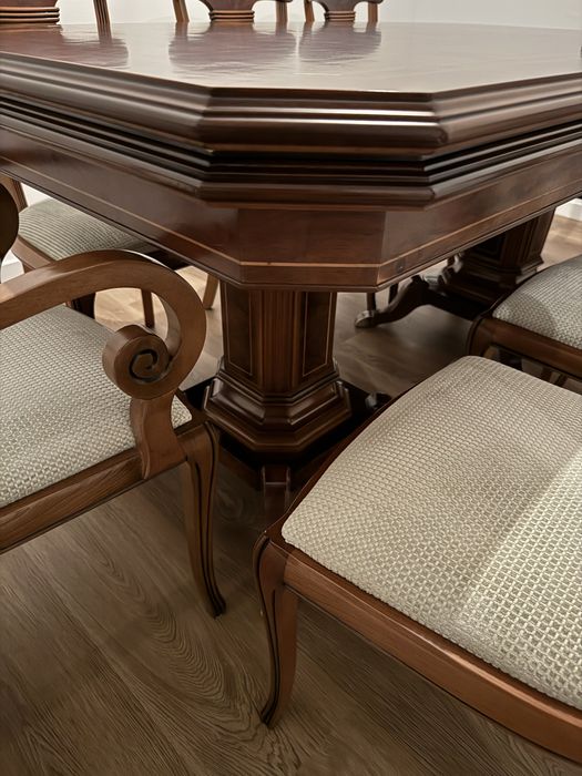 Conjunto completo (mesa + cadeiras + aparador/cristaleira