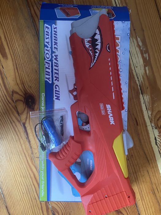 Водяний автомат Water Gun Shark