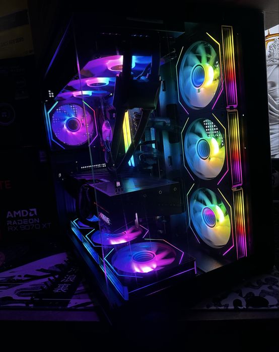 PC Gaming RX 9070 XT 16GB - Ryzen 7 9800X3D