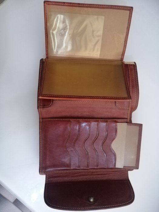 Carteira Cavalinho em Pele – Elegância e Qualidade!