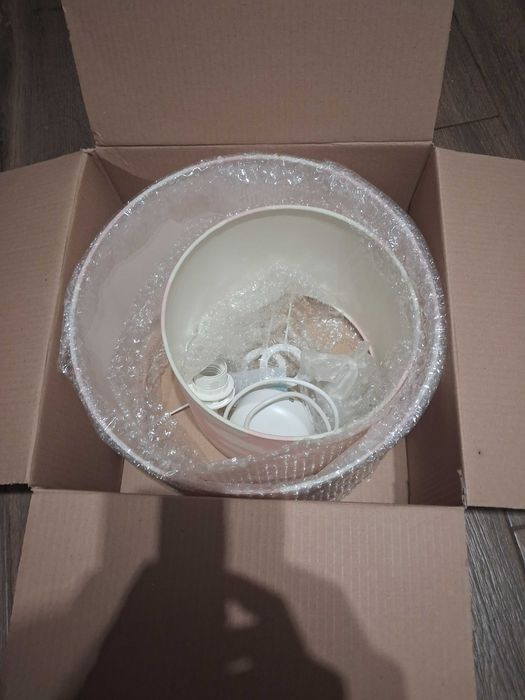 Lampa i Żyrandol do pokoju dziewczynki