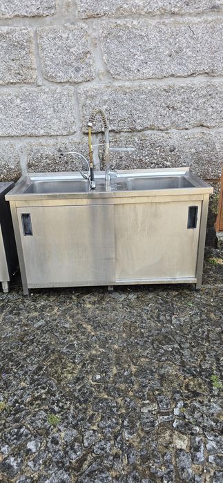 Banca inox. 2 pias fundas