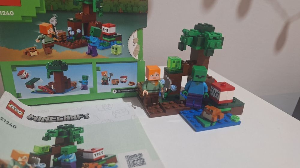 Zestaw LEGO 21240 minecraft