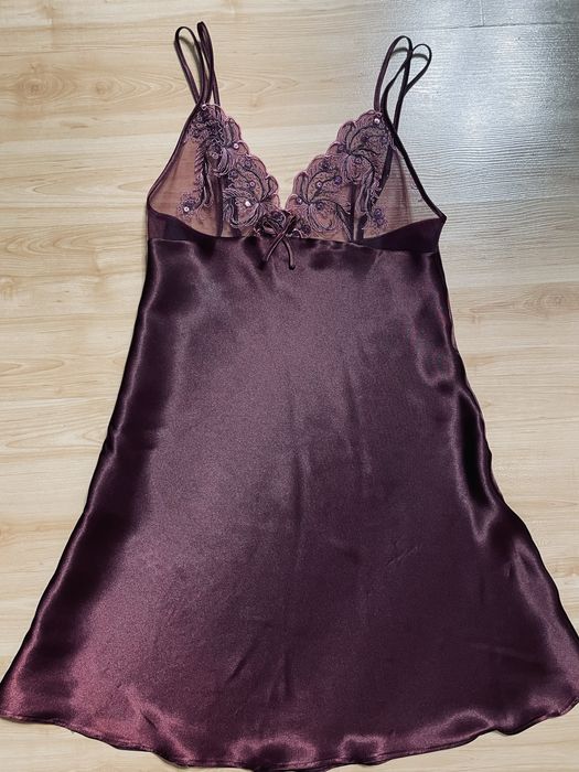 Piękna koszulka nocna, satynowa, bordowa, przezroczysta, tylko teraz29