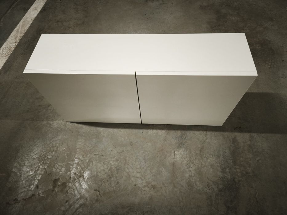 Szafka z półką lakierowana