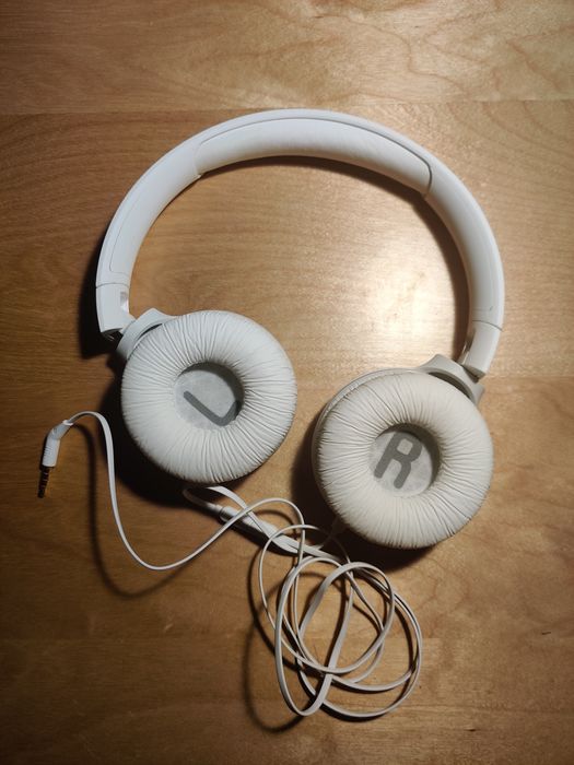 Headphones JBL Tune 500 (com fio)