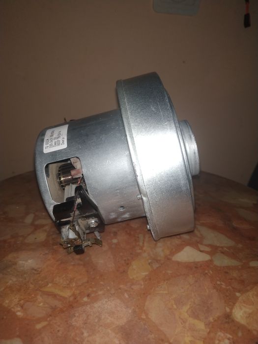 Мотор для пылесоса.